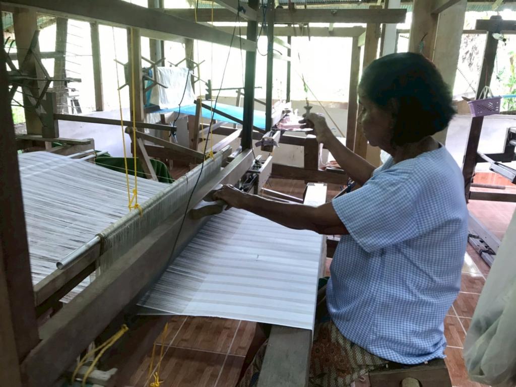 DIPROM CENTER 11 ลงพื้นที่ติดตามและสำรวจกลุ่มเป้าหมาย เพื่อส่งเสริม สนับสนุน พัฒนาต่อยอดผลิตภัณฑ์ ในปีงบประมาณ พ.ศ.2569 จังหวัดสงขลา